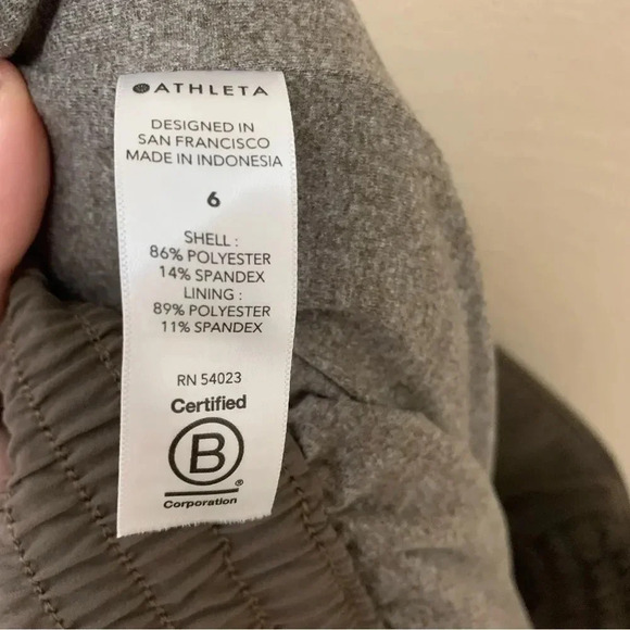 Athleta Chelsea Cargo Lined Pant in Brown Size 6 - Picture 12 of 12